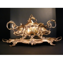 Baroque table centerpiece